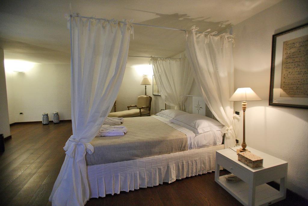 Bed and Breakfast Don Totu - Dimora Storica San Cassiano  Habitación foto